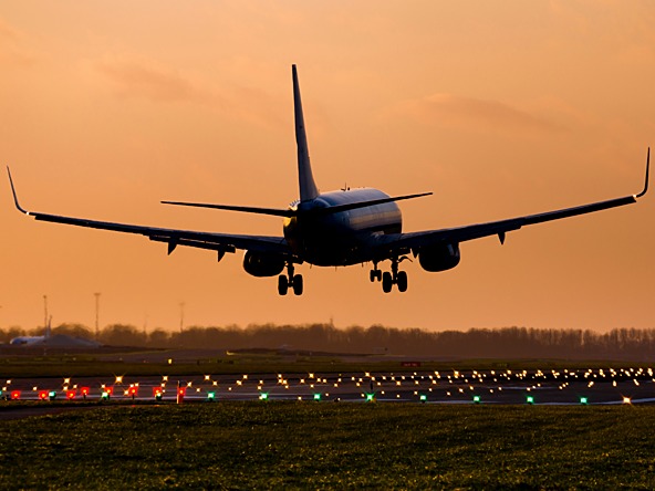 Airplane landing